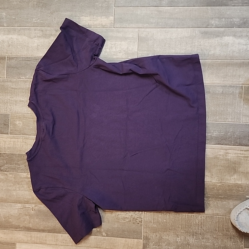 Fila brand TSHIRT - Picture 8 of 8
